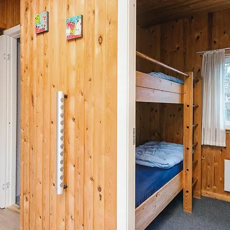 4 Person Holiday Home In Ansager 펜션 *